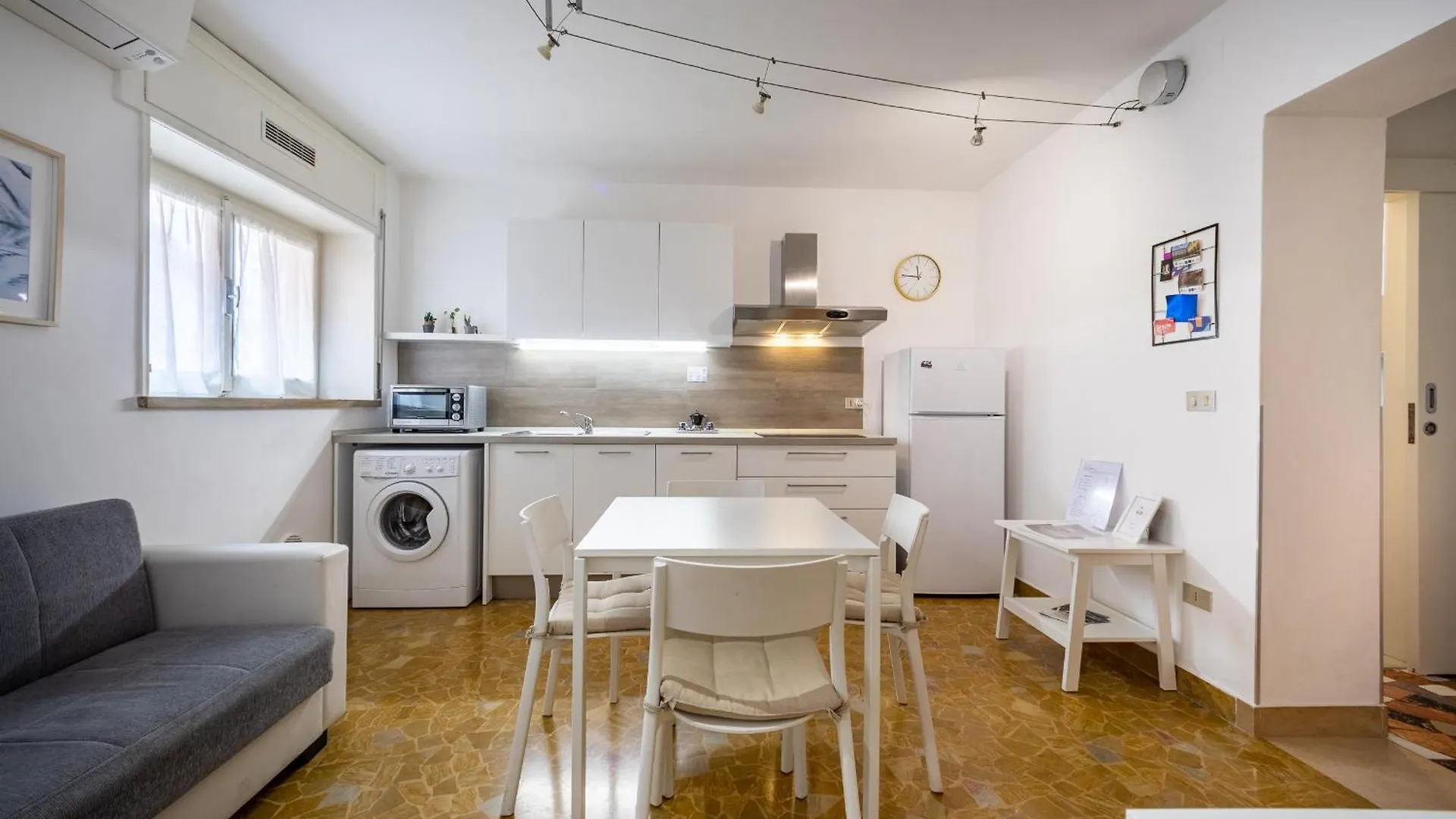 White House Studio In Vicenza Apartment
